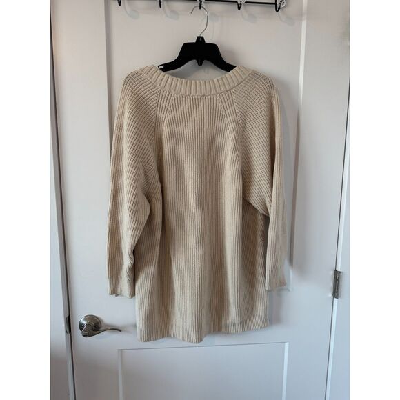 Express Sweater - Picture 2 of 5